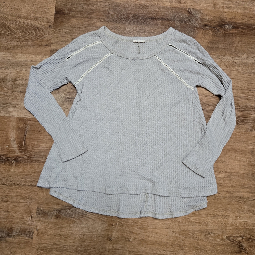 Women's Hummingbird Tan Long Sleeve Top Size Medium